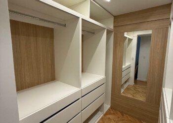 Equipamiento integral en carpintería a medida para dormitorio principal