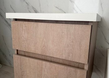 Mueble para baño en melamina resistente al agua en San Miguel