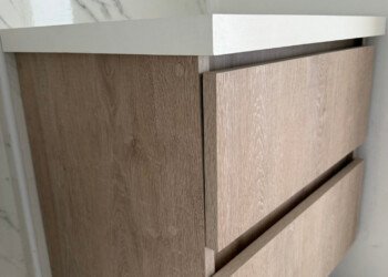 Cajonera resistente al agua para baño